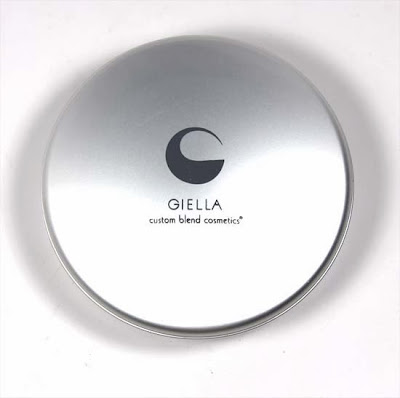 Giella, About Faces, Monica Harkins, HAC, Highlight and Contour